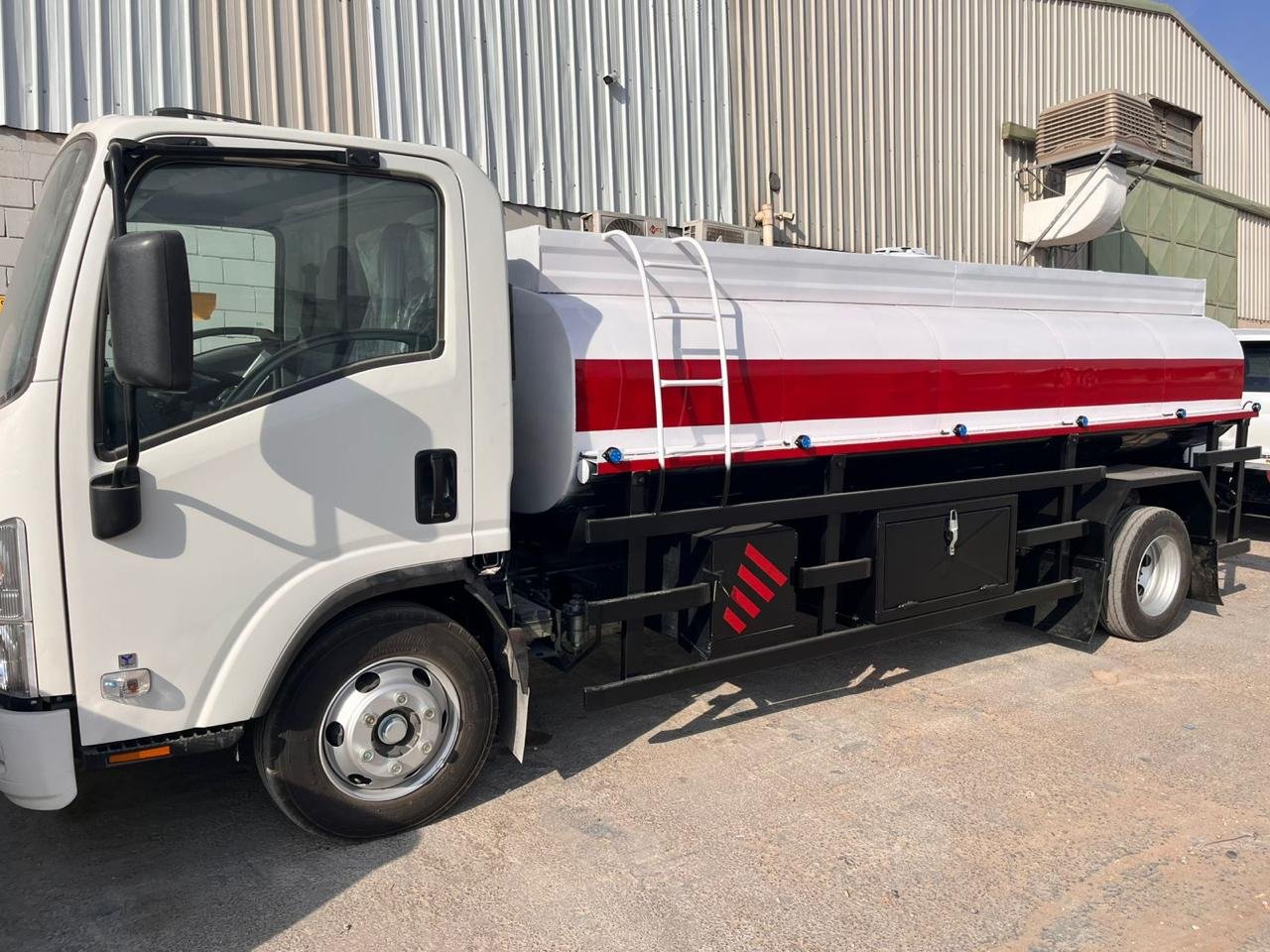 خزانات الديزل